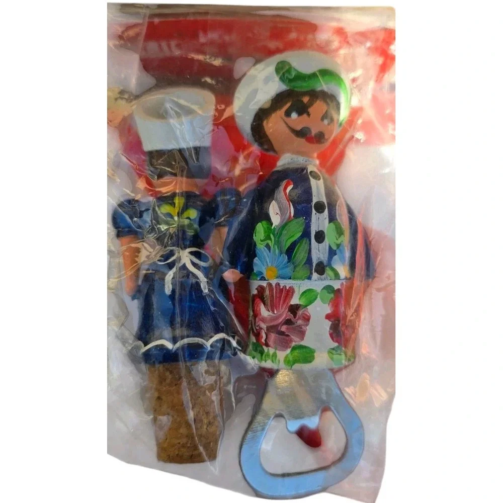NWT  HUNGARY Girl & Boy‎ WOODEN WINE BOTTLE CORK STOPPER & OPENER Handpainted